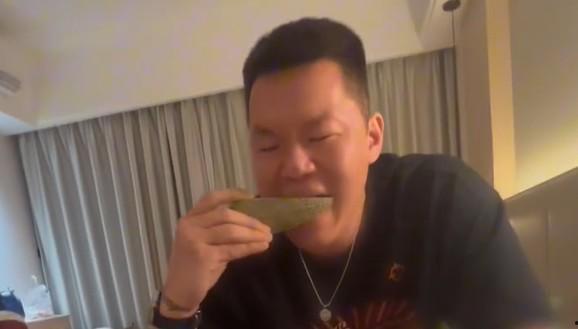 吃瓜视频感人,一场吃瓜视频引发的感人之旅